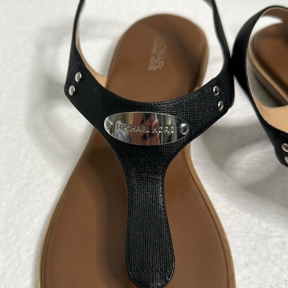 Michael kors black leather sandals size 9.5 - Picture 3 of 5
